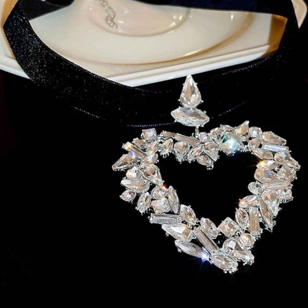 Heart Crystal Pendant Necklace in Clear Silver Tone